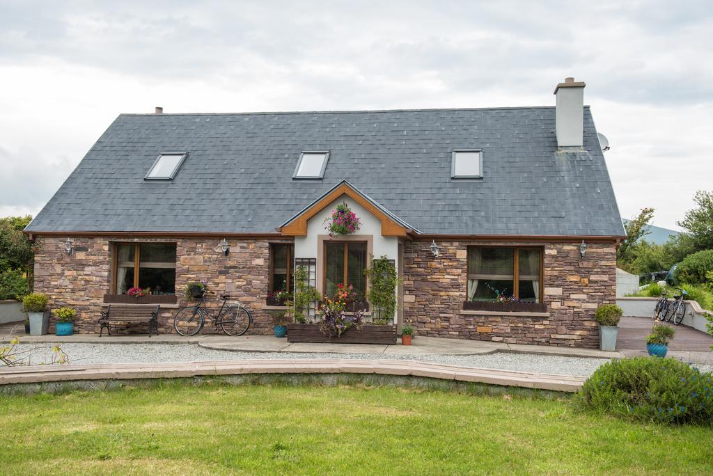 Restmore B&B Annascaul Exterior photo